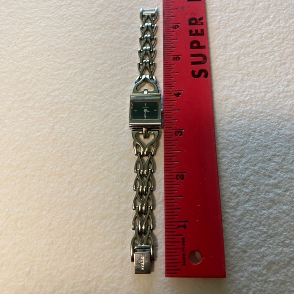 "HOST PICK"Guess Vintage Women’s Watch - Picture 3 of 7